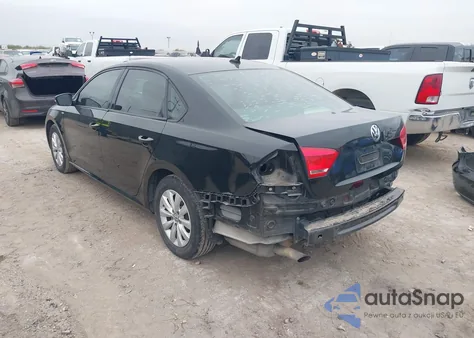 2014 Volkswagen Passat 2.5L Wolfsburg Edition z USA, uszkodzony, nr VIN 1VWAH7A33EC020325